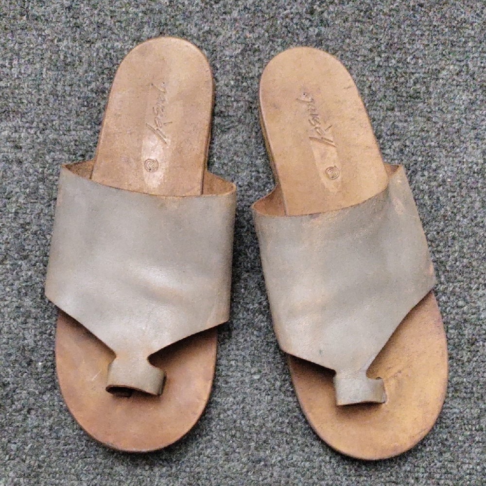 Marsell Taupe Leather Toe-Loop Slide Sandals